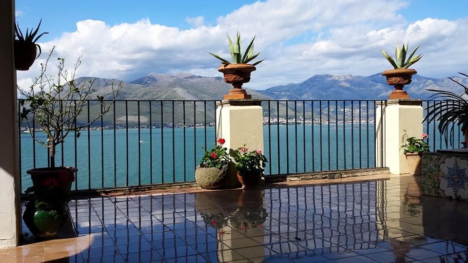 Bed and Breakfast Il Vecchio E Il Mare Gaeta Exterior foto