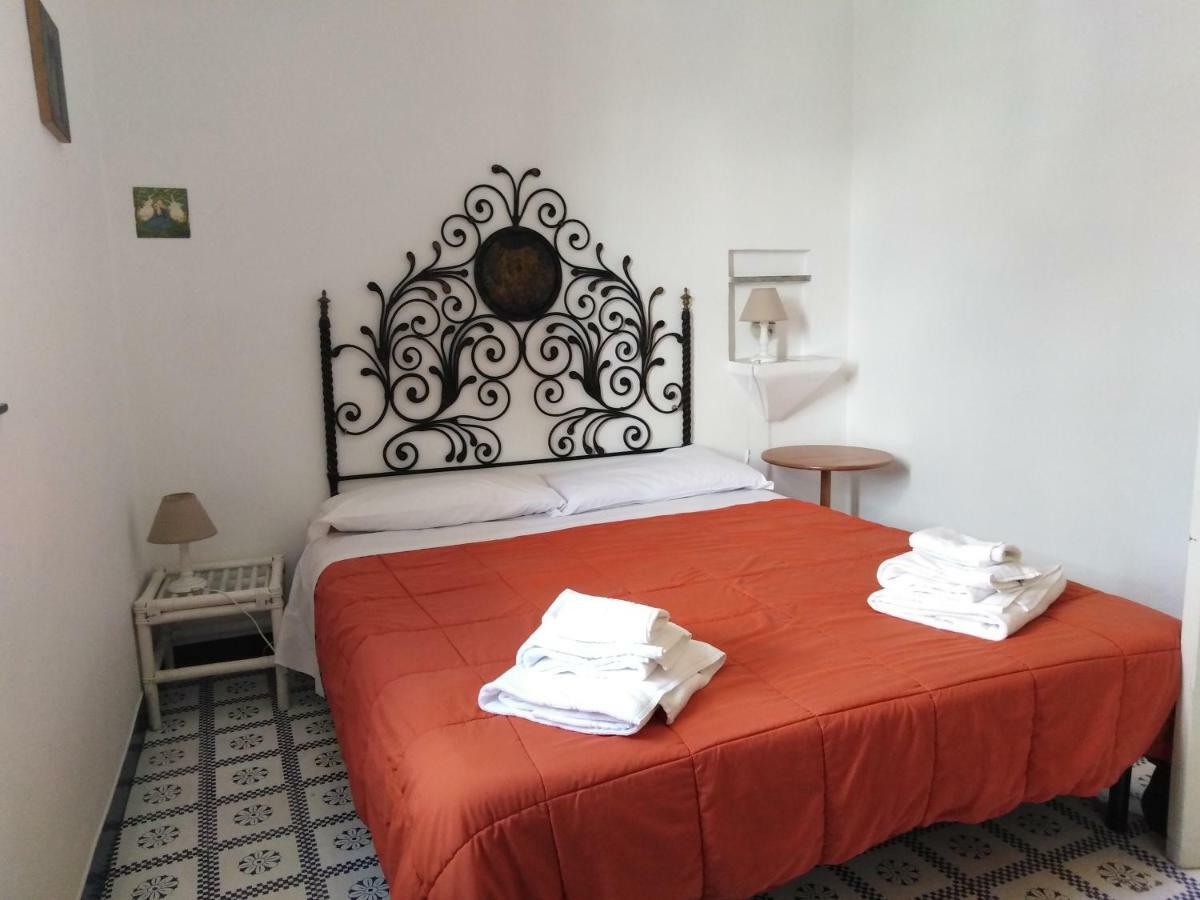 Bed and Breakfast Il Vecchio E Il Mare Gaeta Exterior foto