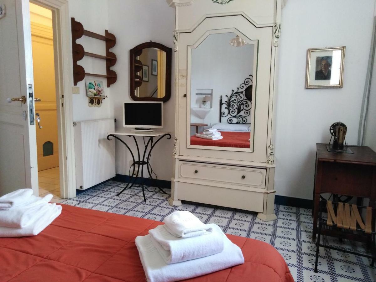 Bed and Breakfast Il Vecchio E Il Mare Gaeta Exterior foto